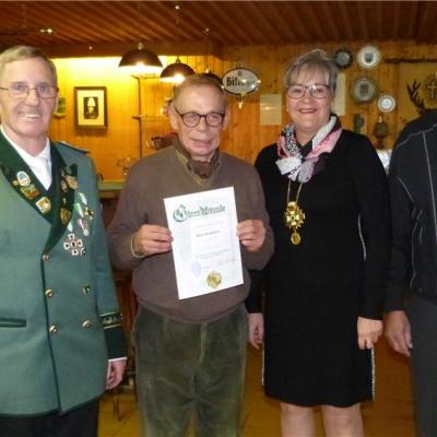 Fuer 50 Jahre Mitgliedschaft Konnten Alfred Ott Re Und Fuer 608765